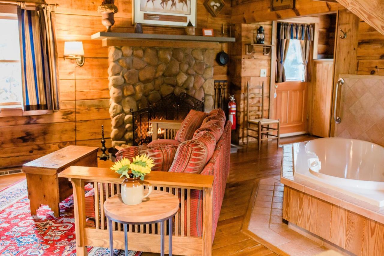 Arrowhead Inn Durham Buitenkant foto